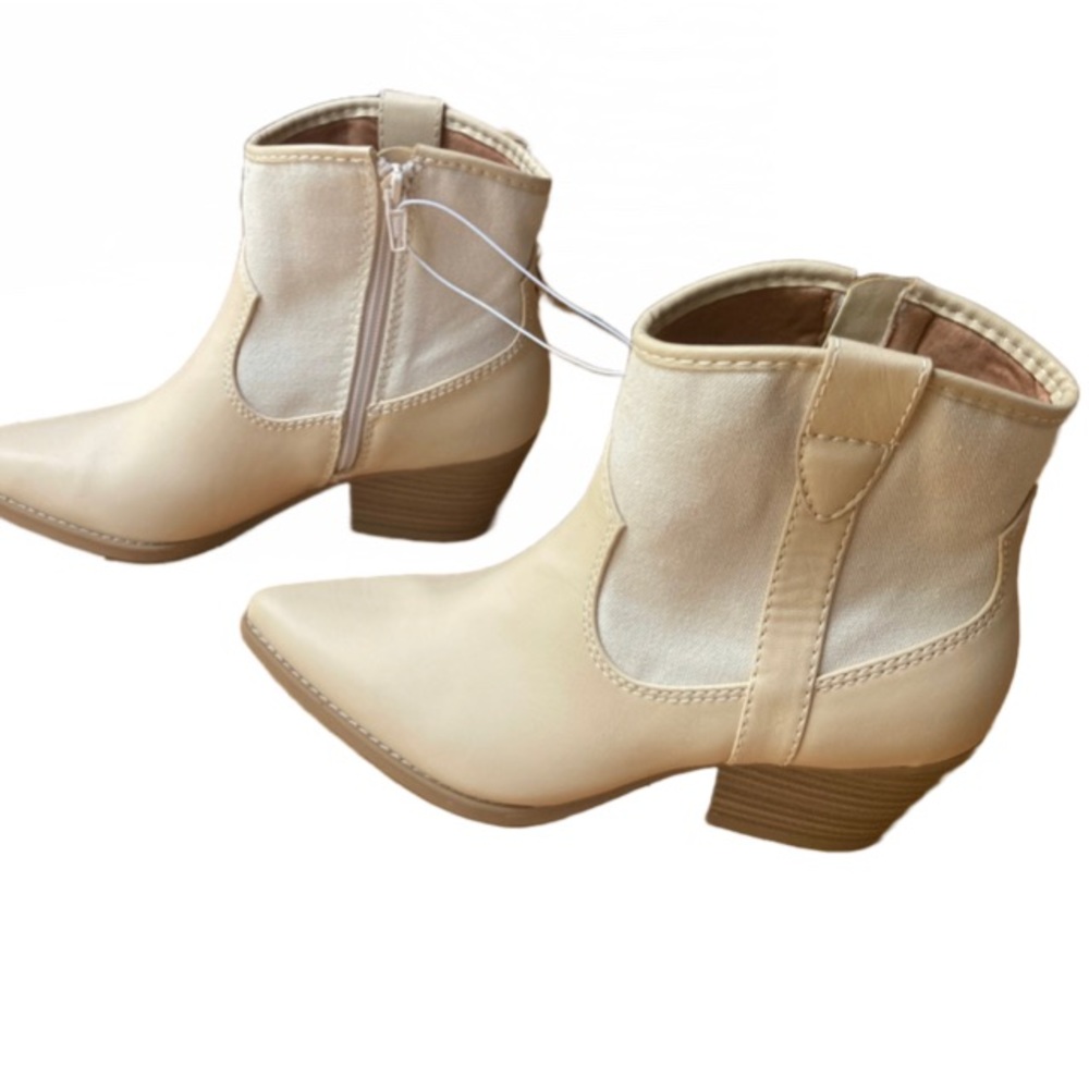 Universal Thread western boots - Picture 5 of 8